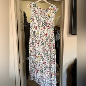 5 for $35 .LOFT MIDI Dress. Size 6.